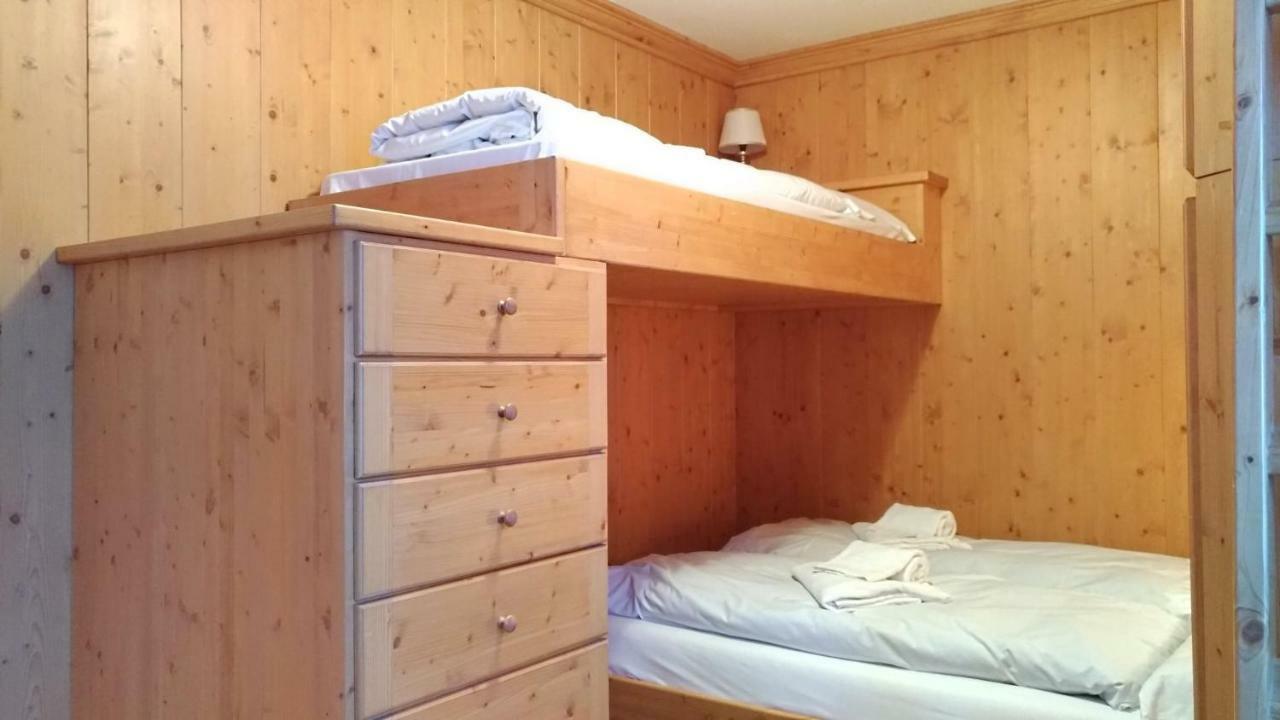 Casa Rossi Apartment Le Grazie  ภายนอก รูปภาพ