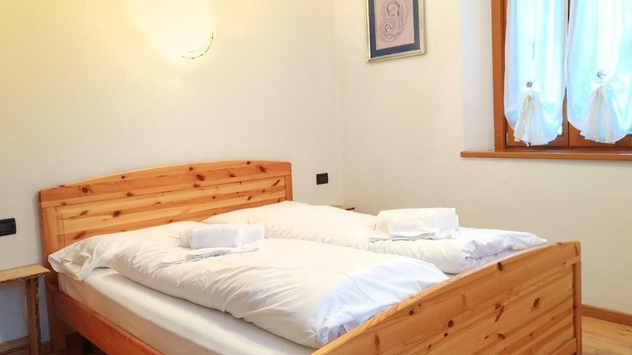 Casa Rossi Apartment Le Grazie  ภายนอก รูปภาพ