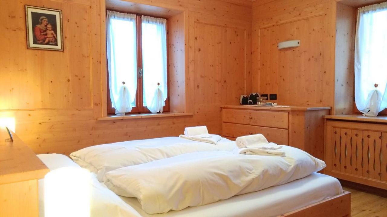 Casa Rossi Apartment Le Grazie  ภายนอก รูปภาพ