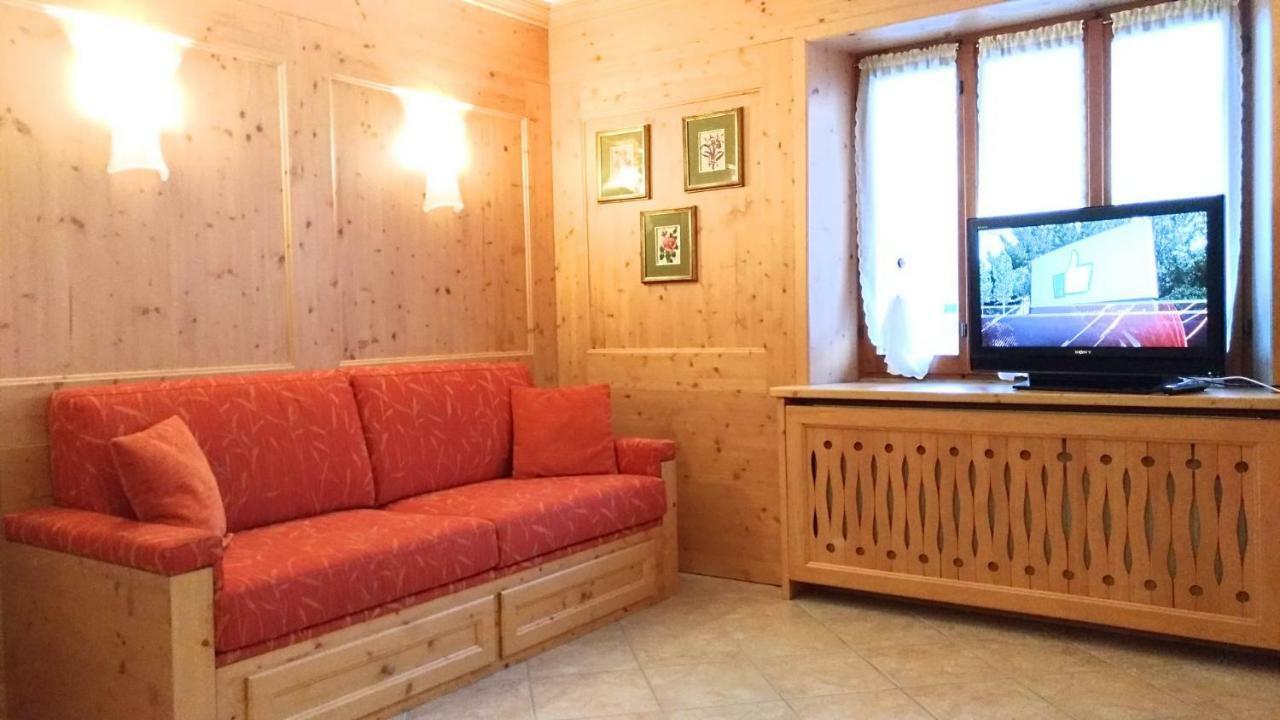 Casa Rossi Apartment Le Grazie  ภายนอก รูปภาพ